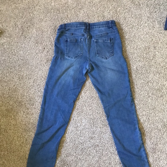 Heart knee jeans 👖 💛 - Picture 4 of 4